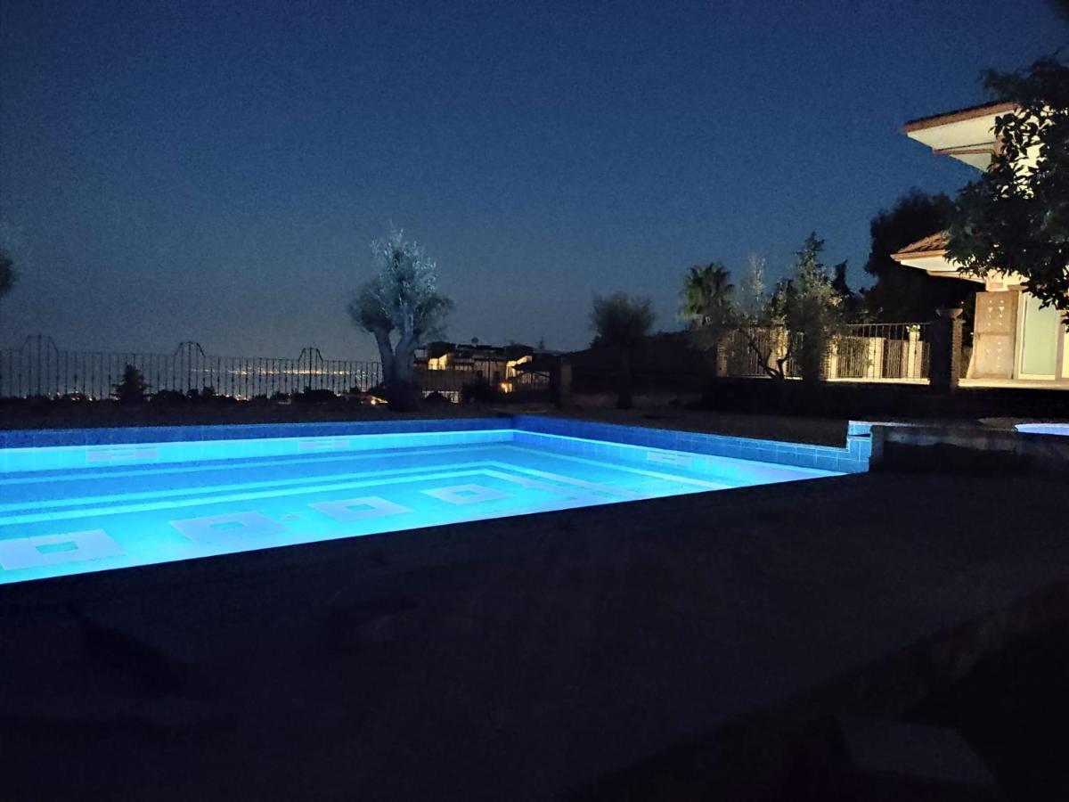 Etna Casa Del Sole Bed & Breakfast นีโกโลซี ภายนอก รูปภาพ
