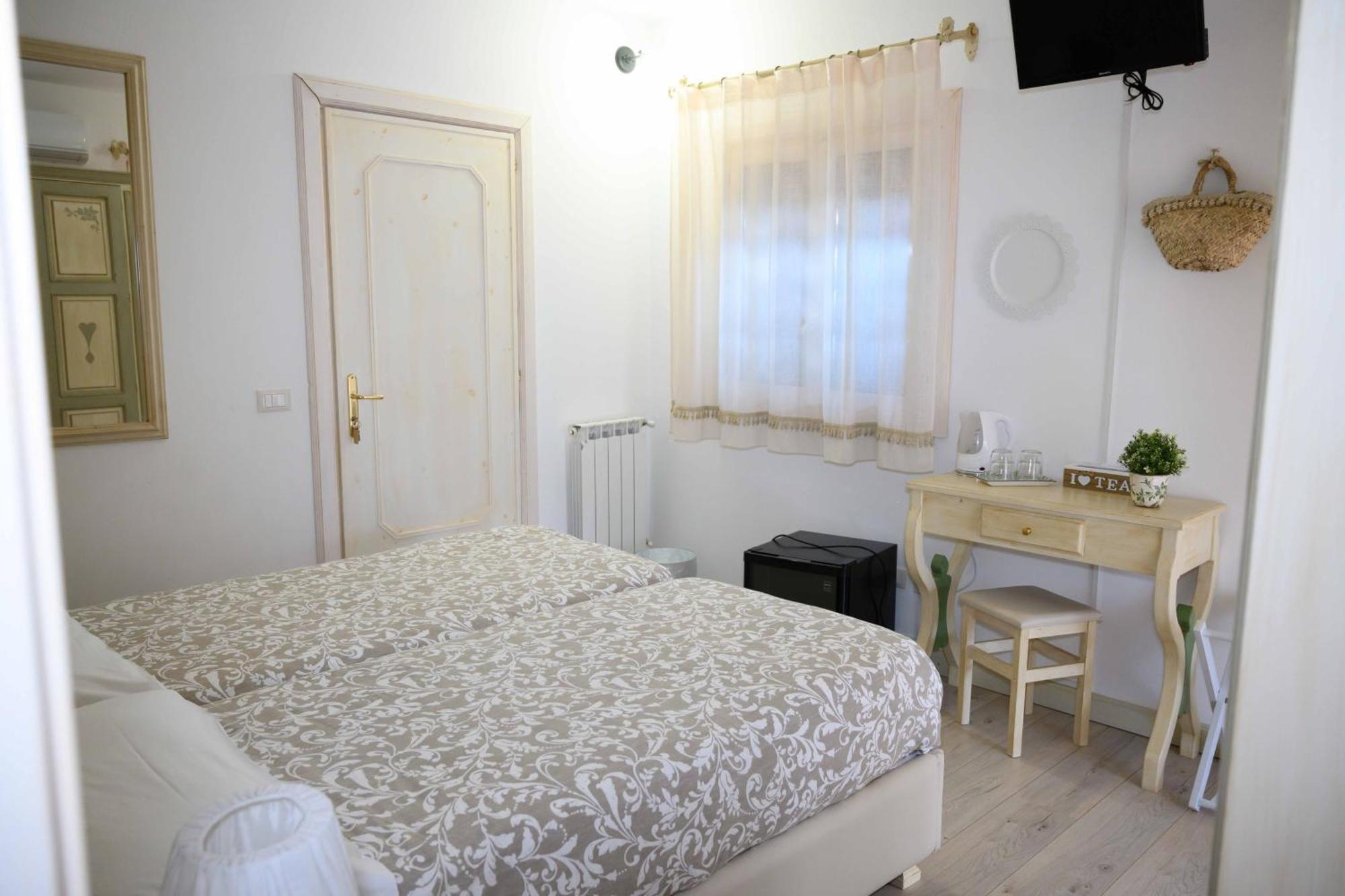Etna Casa Del Sole Bed & Breakfast นีโกโลซี ภายนอก รูปภาพ